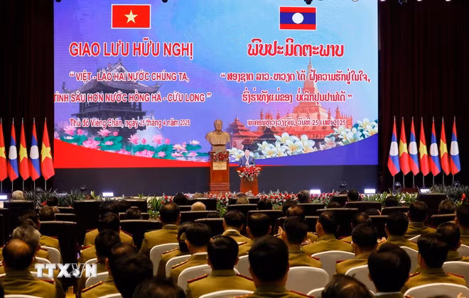 Chủ tịch nước Lương Cường dự chương trình Giao lưu hữu nghị Việt-Lào -0