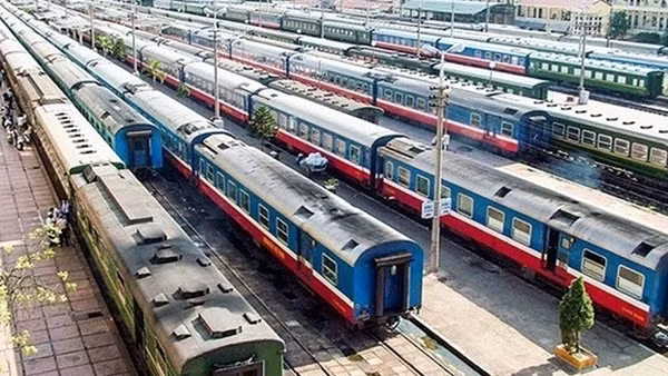 Còn khoảng 119.000 vé tàu Tết Nguyên đán 2024