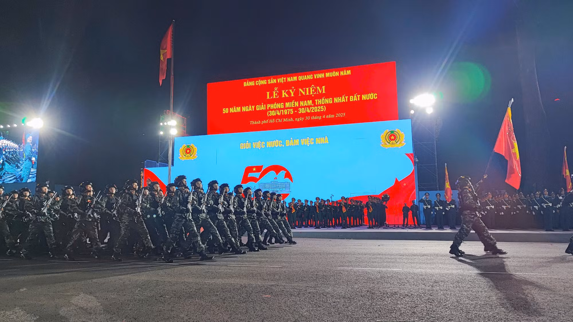 Tổng hợp luyện diễu binh, diễu hành lần thứ 2 diễn ra thuận lợi -4