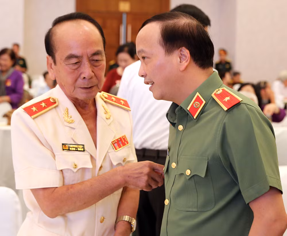 Quân đội nhân dân và Công an nhân dân cần phát huy tinh thần Đại thắng mùa Xuân năm 1975 -0