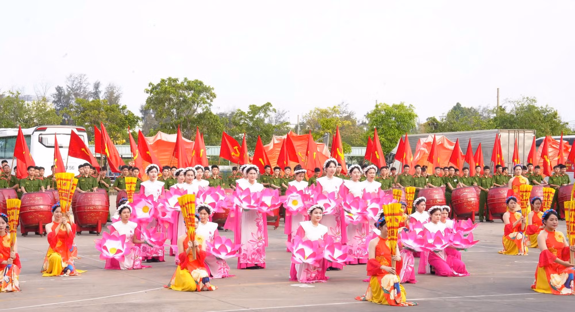 thu7.jpg -0