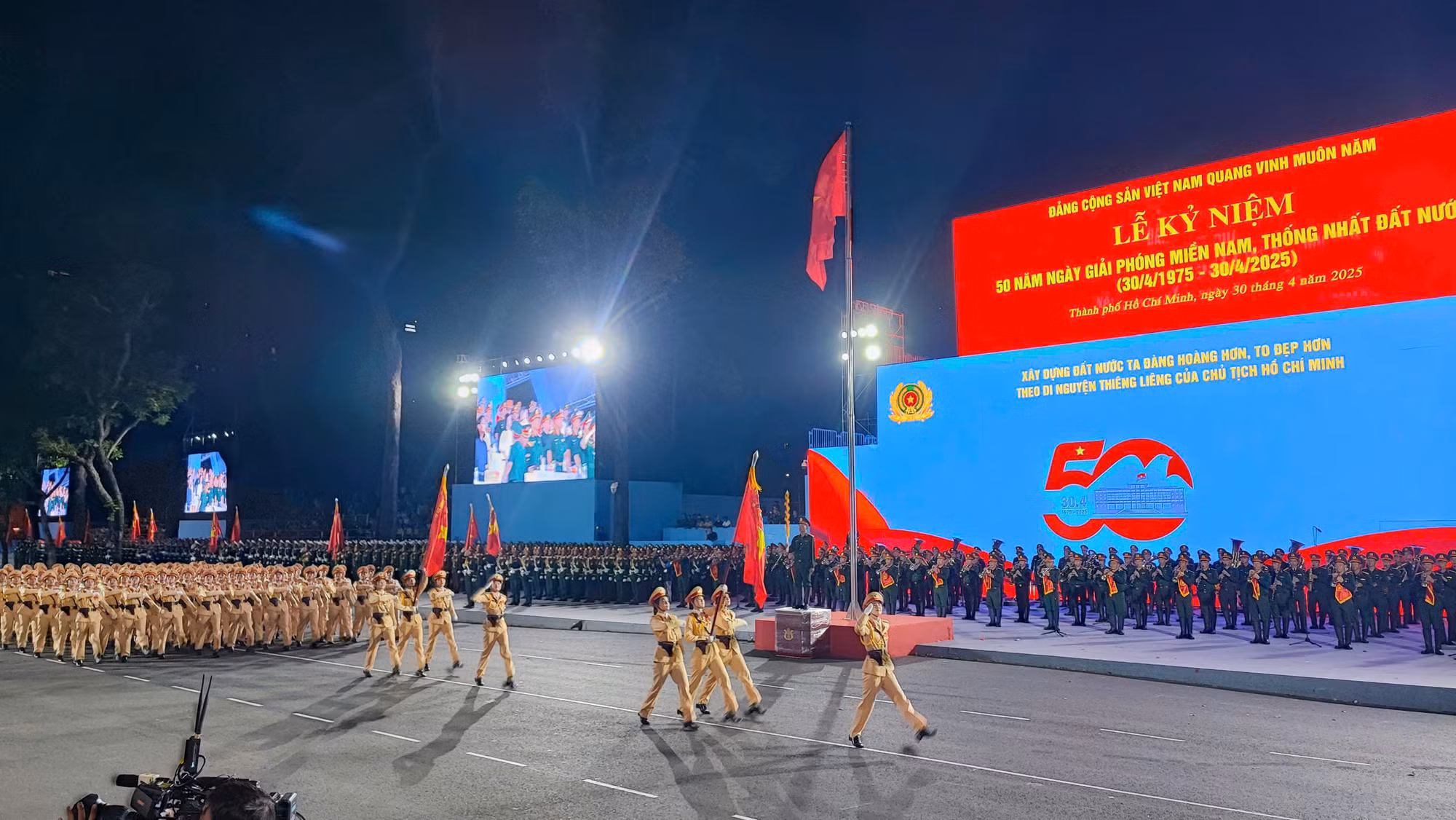 Tổng hợp luyện diễu binh, diễu hành lần thứ 2 diễn ra thuận lợi -4