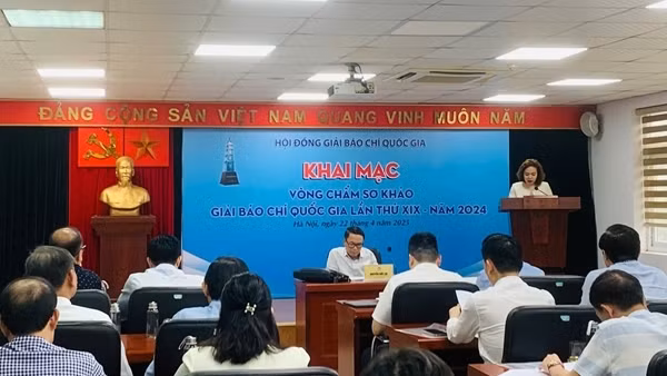 Số tác phẩm tham dự Giải Báo chí quốc gia lần thứ XIX tăng cao
