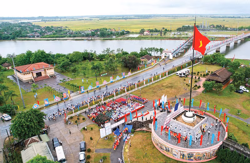 hoa-binh2.jpg -0