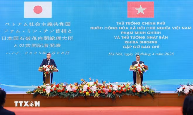 Thông cáo báo chí chung nhân chuyến thăm của Thủ tướng Nhật Bản Ishiba Shigeru -0