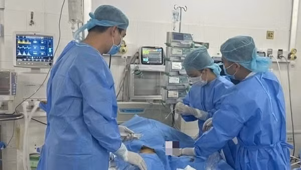 Suýt chết vì dùng thuốc hạ huyết áp quá liều