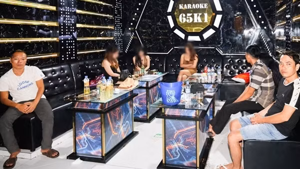 Triệt xóa tụ điểm mua bán, sử dụng ma túy ở quán karaoke