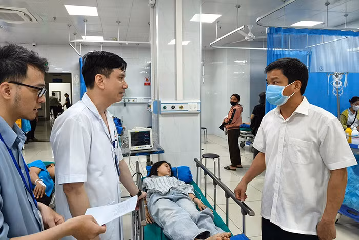 Tình trạng sức khỏe các nạn nhân trong vụ lật xe chở học sinh ở Gia Lai -0