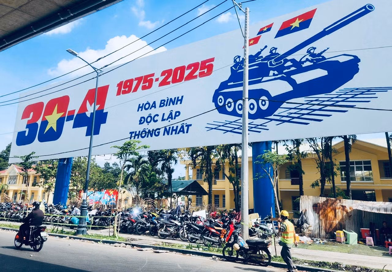 Ngắm vẻ đẹp của hòa bình, của sự thống nhất -3