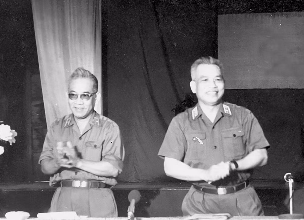 02.jpg -0