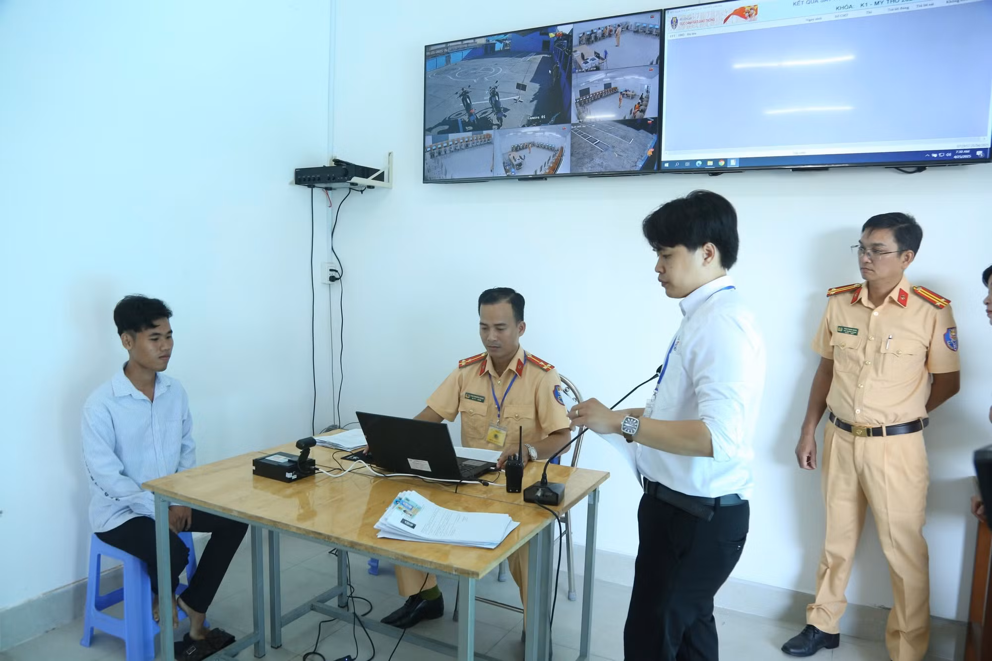 Công an Tiền Giang lần đầu tiên tổ chức kỳ thi sát hạch lái xe hạng A1 -0