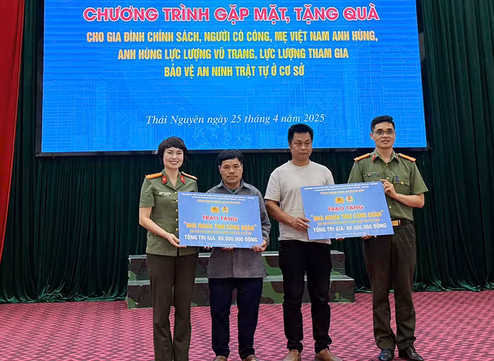 Công đoàn CAND tổ chức hoạt động sinh hoạt chính trị, an sinh xã hội tại huyện Định Hóa, tỉnh Thái Nguyên -1