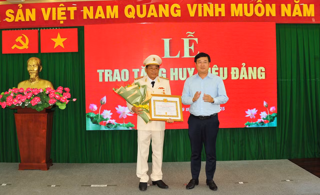 Đại tá Võ Thị Hoài Ngọc được giao quyền phụ trách Công an tỉnh Đồng Tháp -0