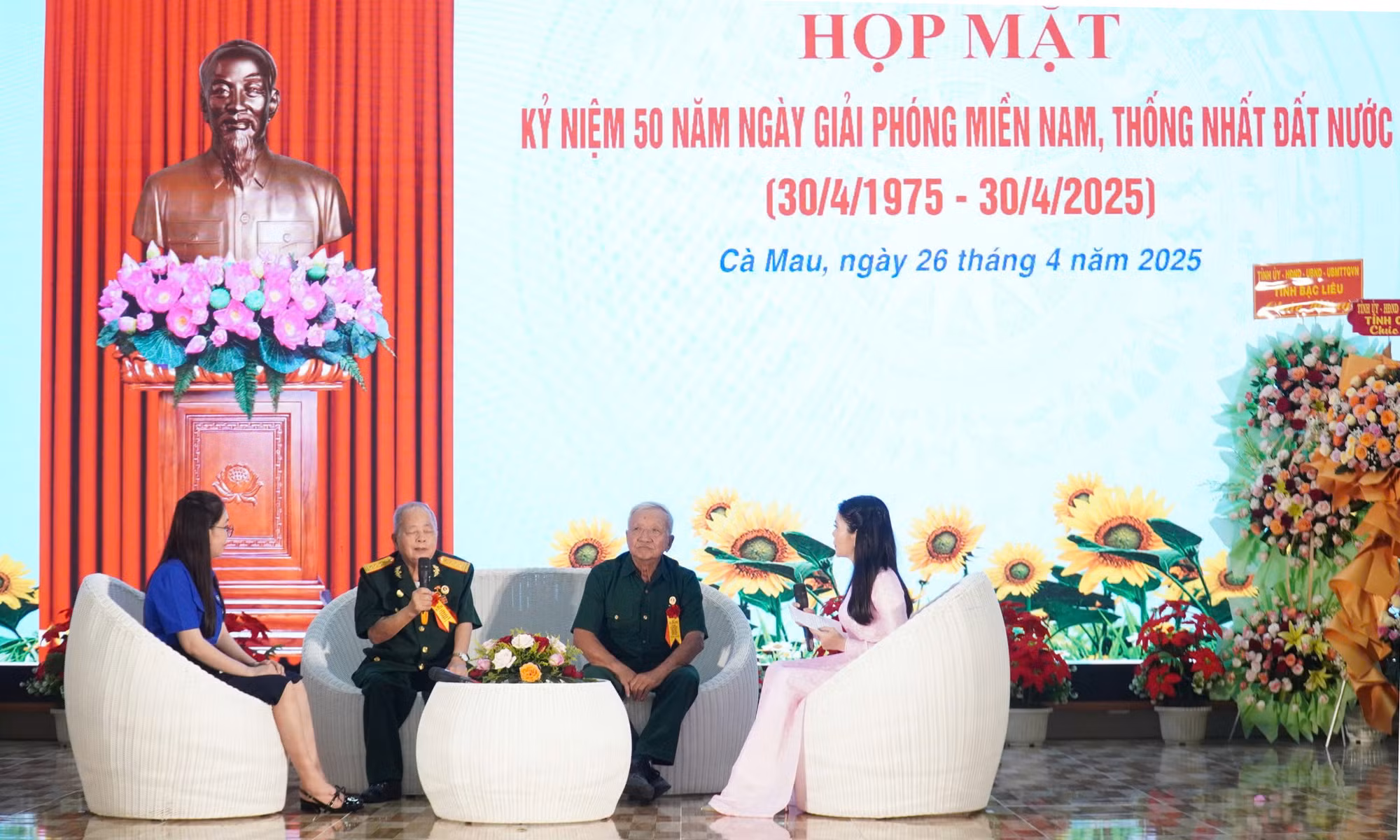 Cà Mau tổ chức họp mặt kỷ niệm 50 năm Ngày Giải phóng miền Nam, thống nhất đất nước -0