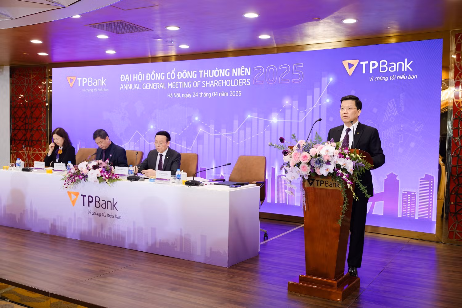 TPBank đặt mục tiêu lợi nhuận 9.000 tỷ đồng chia cổ tức 15% bằng tiền mặt và cổ phiếu -0