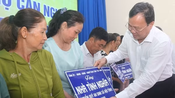 Trà Vinh hoàn thành việc xóa nhà tạm, nhà dột nát trước ngày 30/4