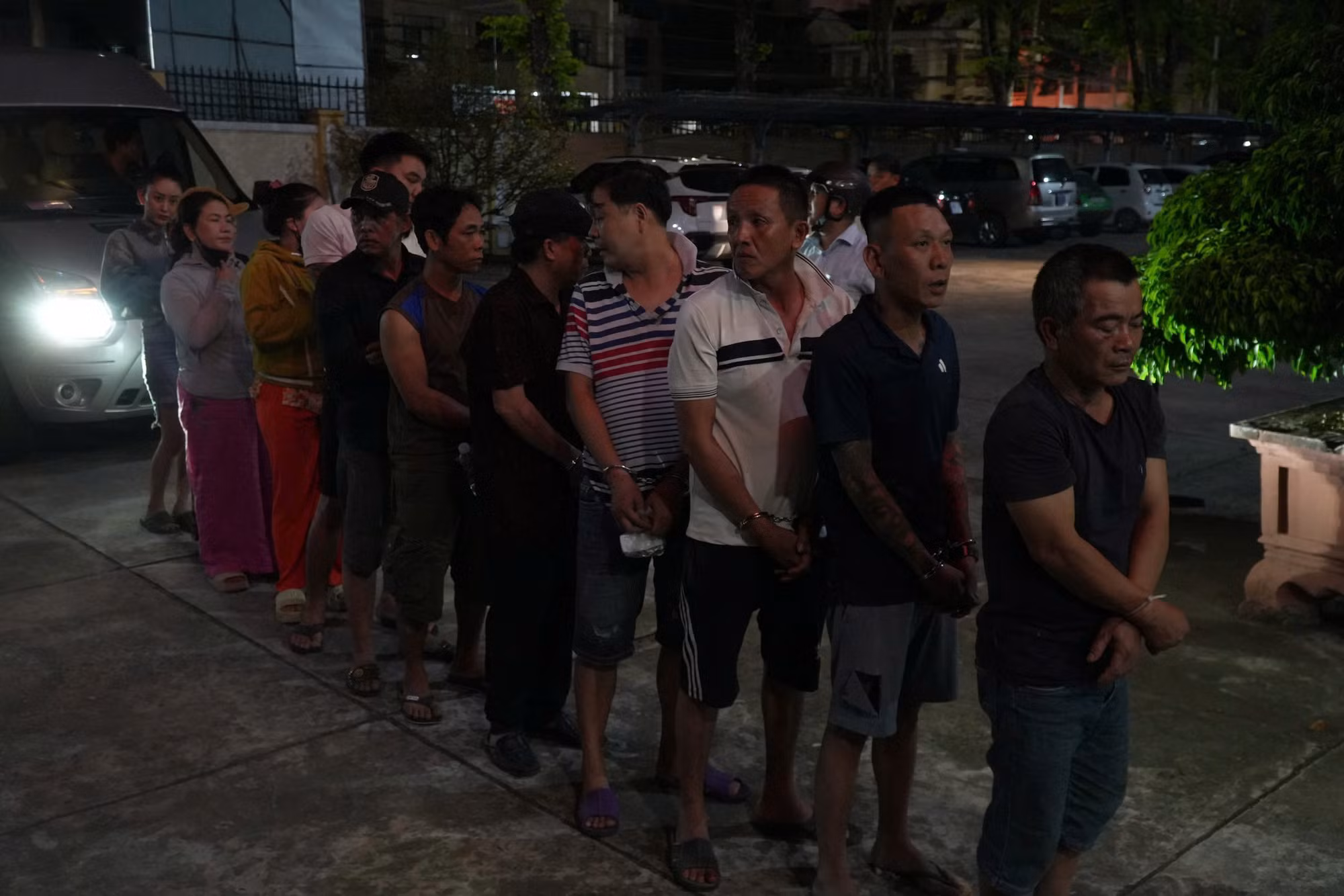 Quảng Ngãi: Triệt phá tụ điểm đánh bạc quy mô lớn trên 300 triệu đồng -0