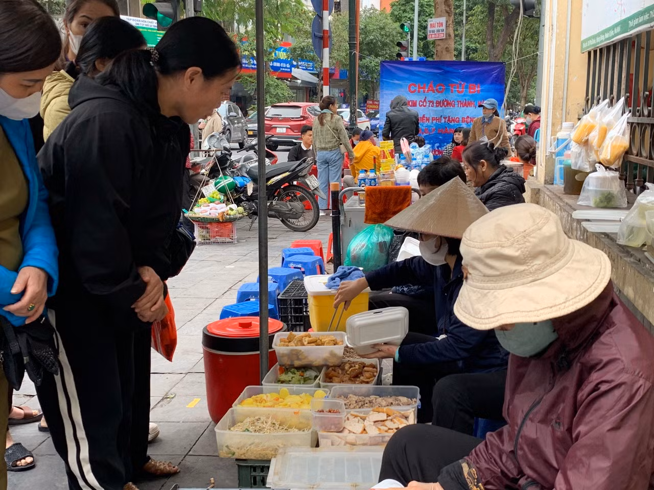 Cảnh báo thôi nhiễm chì khi dùng hộp xốp đựng thực phẩm -0