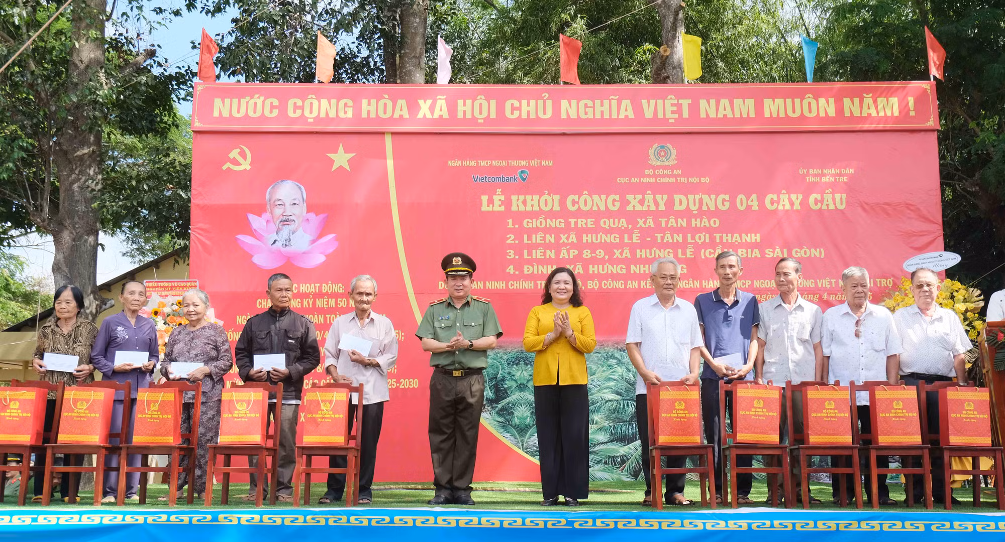 Khởi công xây dựng 4 cầu nông thôn tại tỉnh Bến Tre -1