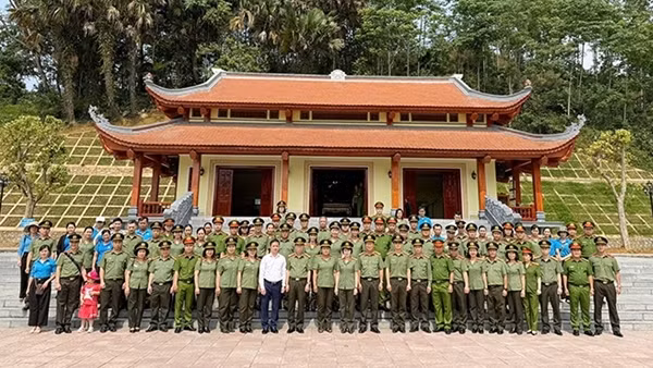 Công đoàn CAND tổ chức hoạt động sinh hoạt chính trị, an sinh xã hội tại Thái Nguyên