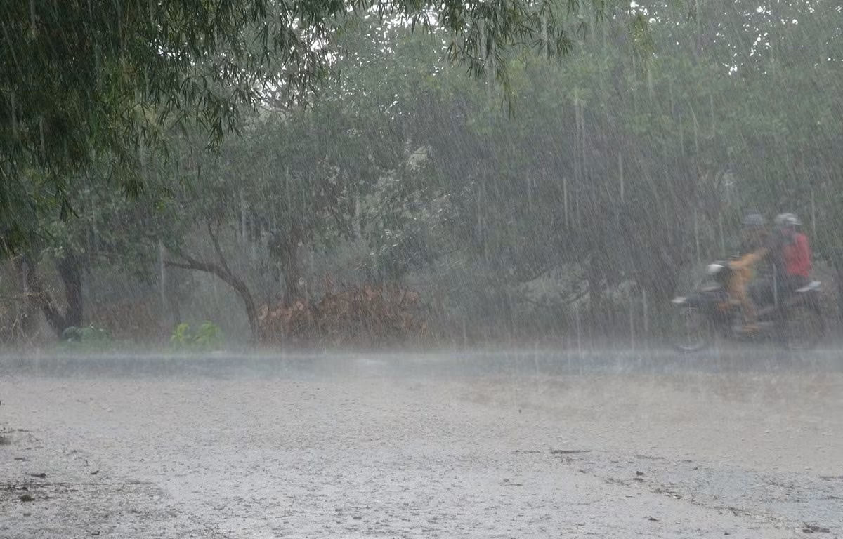 Trước 30-4, miền Bắc đón không khí lạnh kèm mưa -0