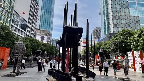 Triển lãm điêu khắc “Từ Chiến thắng Bạch Đằng đến Đại thắng 30/4/1975”