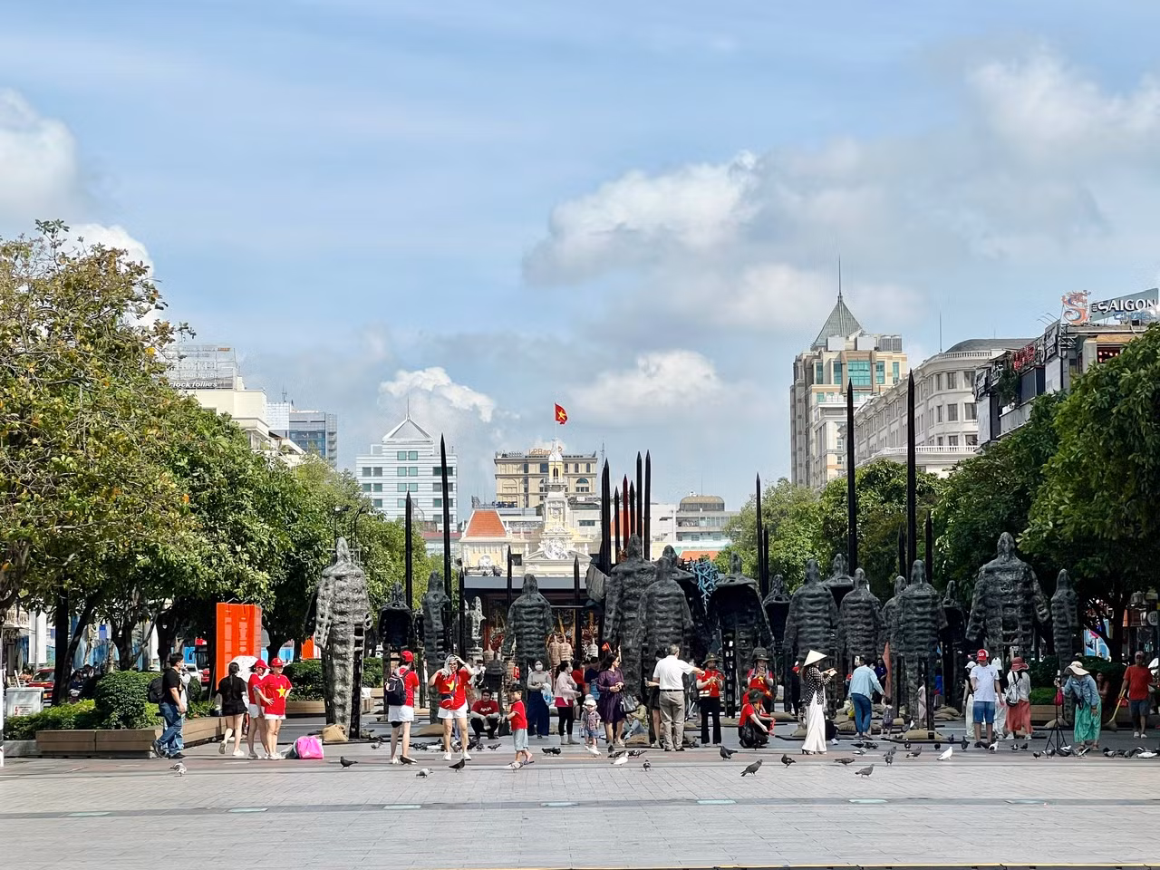 Triển lãm điêu khắc đặc biệt Kỷ niệm 50 năm Ngày Giải phóng miền Nam, thống nhất đất nước -0