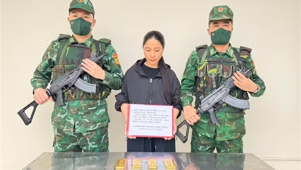 Tăng cường sử dụng thiết bị máy soi để chặn vàng lậu từ cửa khẩu