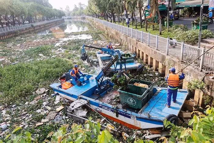 Những cuộc đời ven kênh -0
