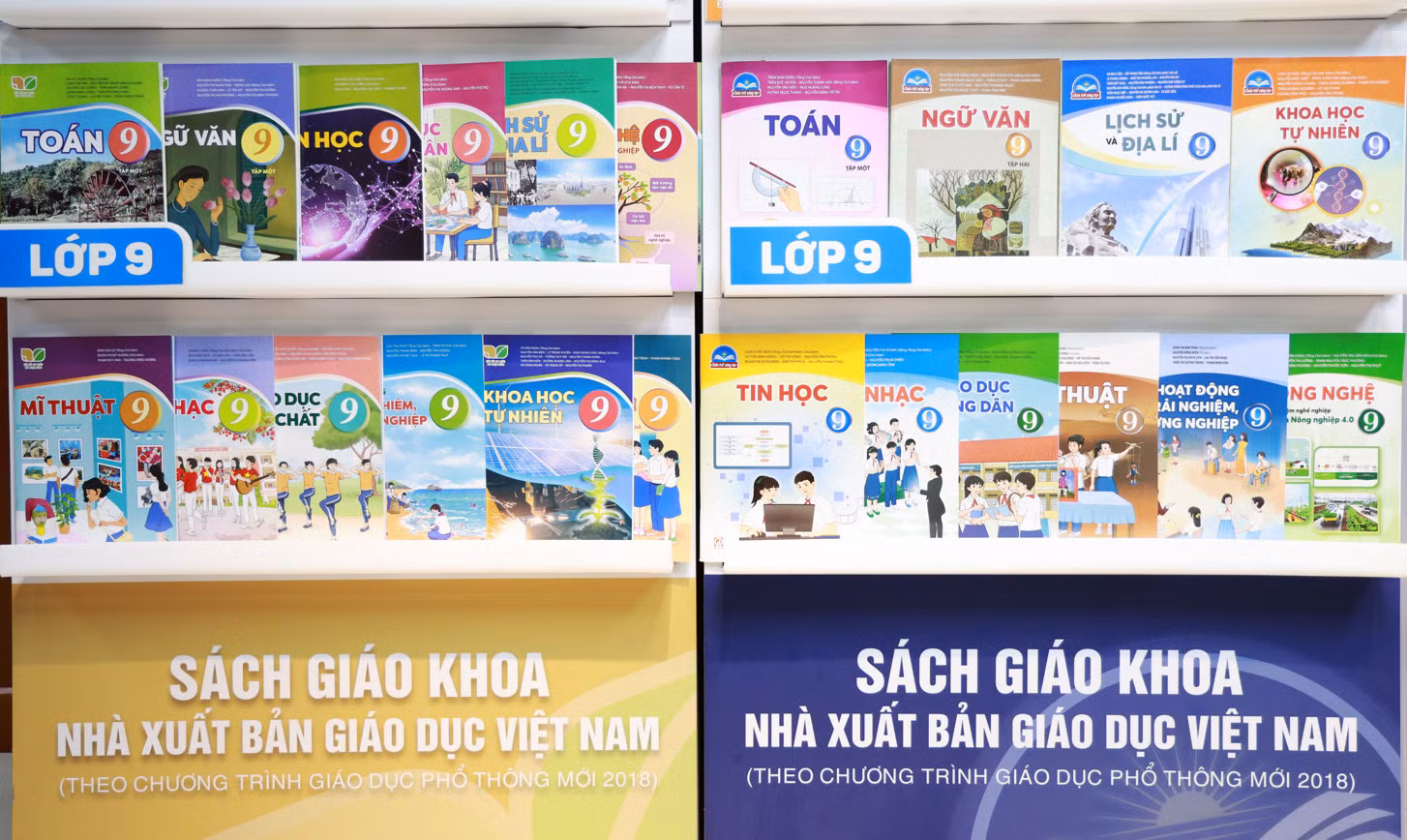 Giá sách giáo khoa năm học 2024-2025 có bộ giảm 11,2% -0