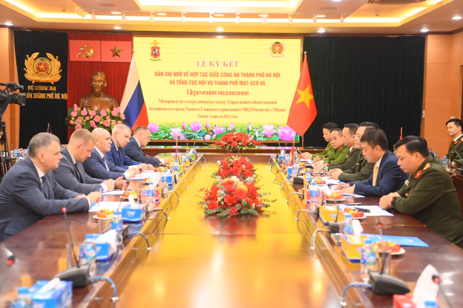 Tầm cao mới trong mối quan hệ giữa Công an TP Hà Nội và Tổng cục Nội vụ TP Moscow -3