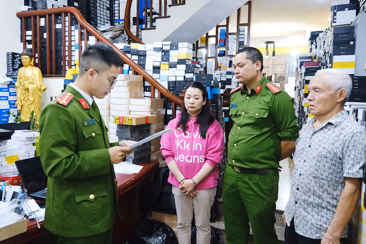 Đường dây “bán điện thoại chính hãng giá rẻ” lừa đảo khoảng 7000 bị hại, chiếm đoạt hơn 90 tỉ đồng -0