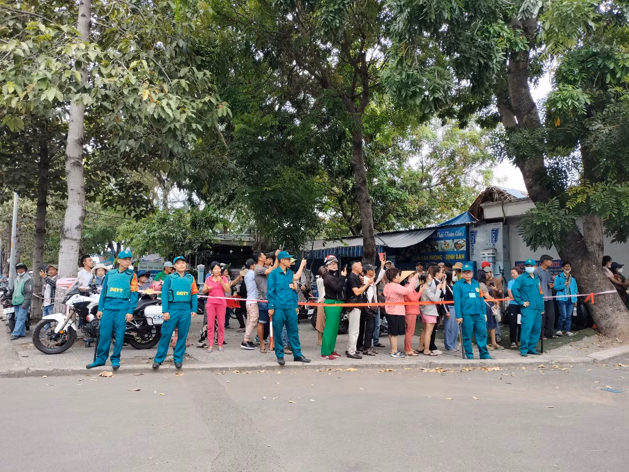 Bị cáo Đặng Anh Quân: Không cùng quan điểm, chí hướng trong vấn đề xúc phạm cá nhân với bà Nguyễn Phương Hằng! -0