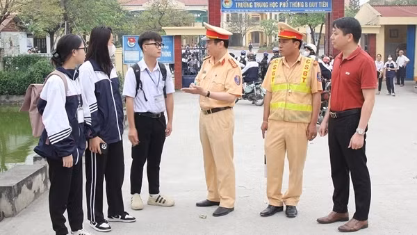 Xử lý nhiều trường hợp vi phạm về trật tự, an toàn giao thông