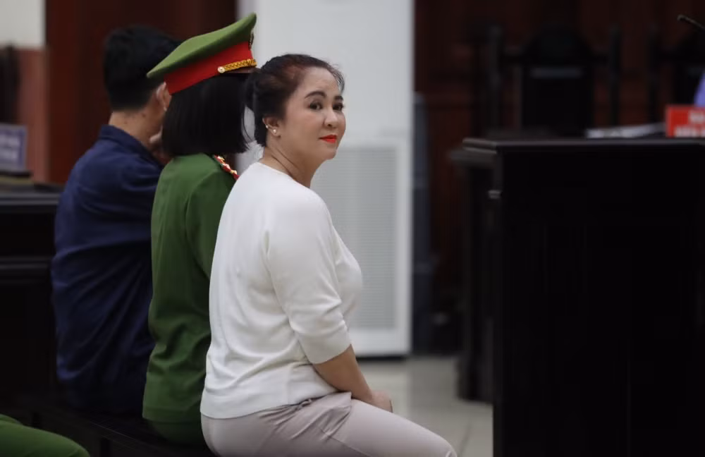 Bị cáo Đặng Anh Quân: Không cùng quan điểm, chí hướng trong vấn đề xúc phạm cá nhân với bà Nguyễn Phương Hằng! -0