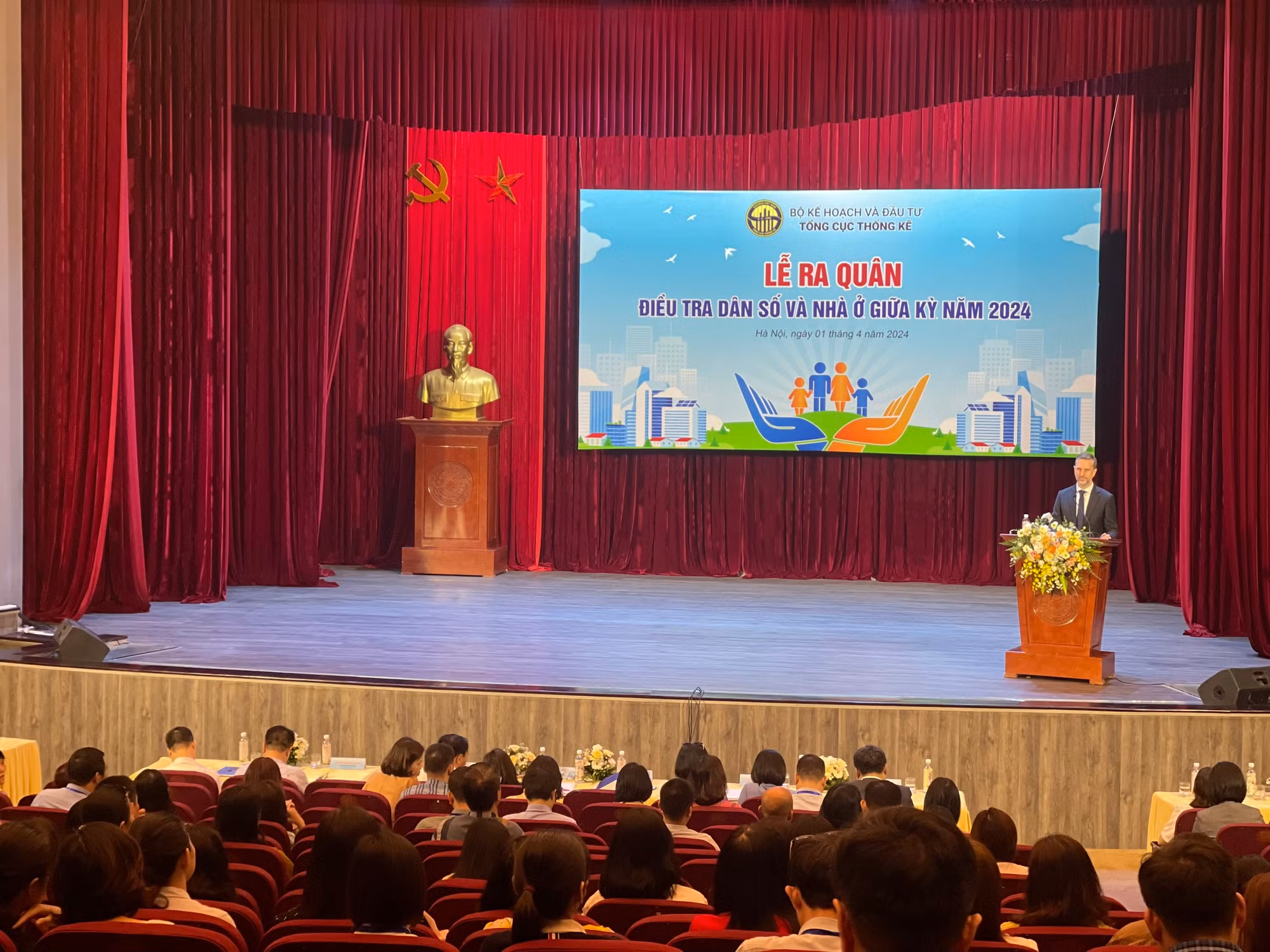 Ra quân điều tra dân số và nhà ở giữa kỳ năm 2024 -0