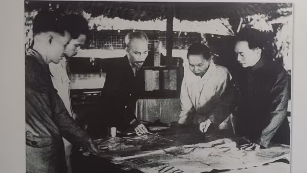 Công bố kho tài liệu lưu trữ quốc gia về Chiến dịch Điện Biên Phủ và Hội nghị Giơ-ne-vơ