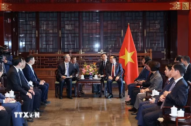 Chủ tịch Quốc hội Vương Đình Huệ tiếp các tập đoàn lớn của Trung Quốc -0