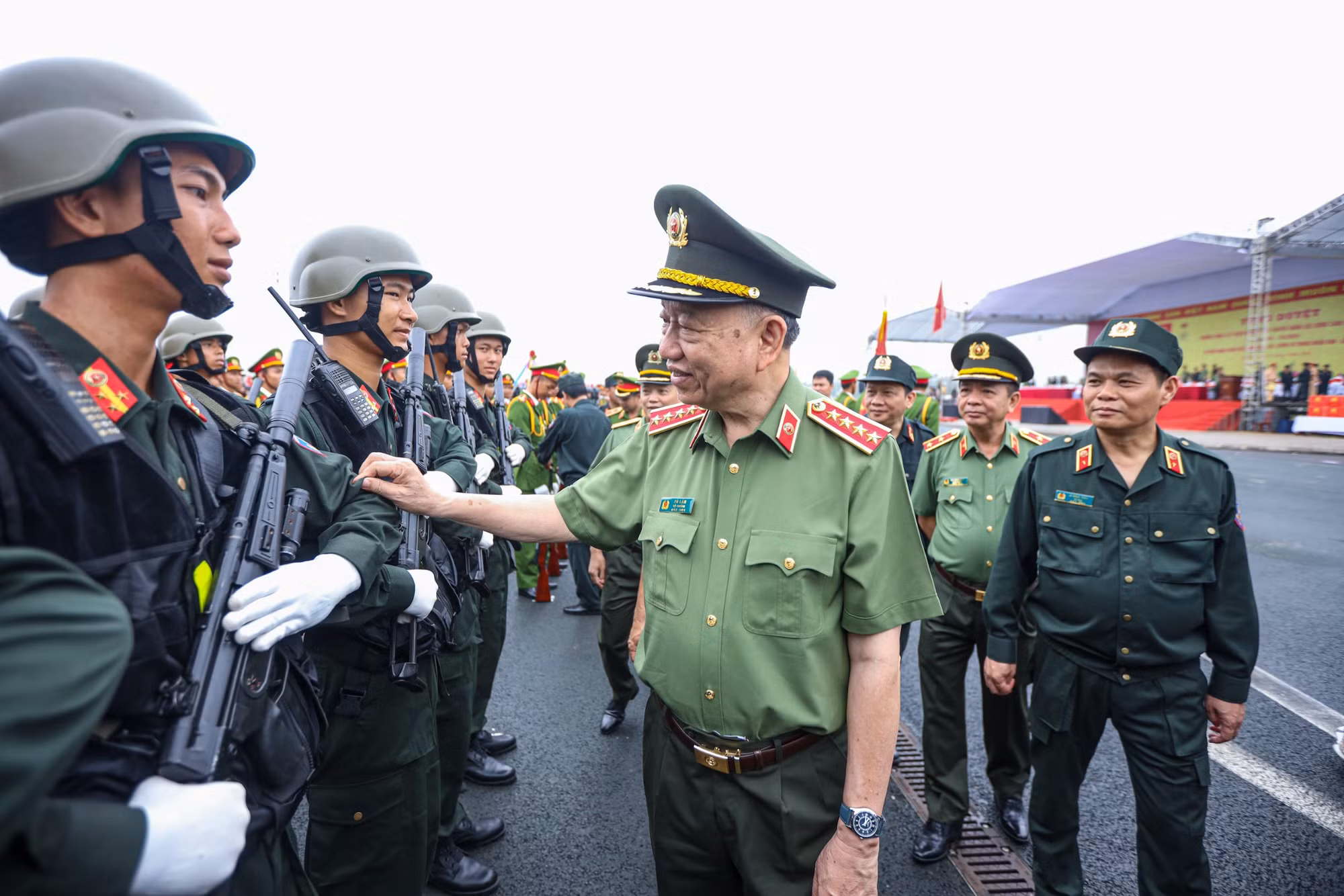 Luyện tập thuần thục, phục vụ tốt Lễ kỷ niệm 50 năm Ngày truyền thống lực lượng Cảnh sát cơ động -4