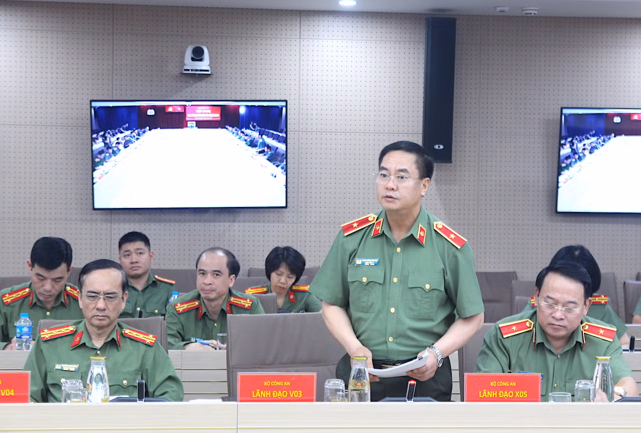Duy trì quyết tâm chính trị cao thực hiện các nhiệm vụ chuyển đổi số -1