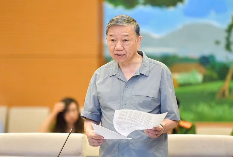 Sửa luật để đáp ứng công tác phòng ngừa, đấu tranh với tội phạm sử dụng vũ khí gây án -0
