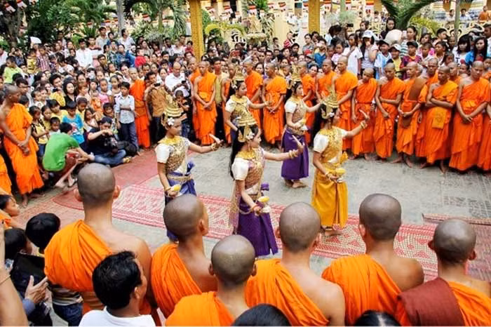Thủ tướng Chính phủ chúc mừng đồng bào Khmer nhân dịp Tết Chôl Chnăm Thmây -0