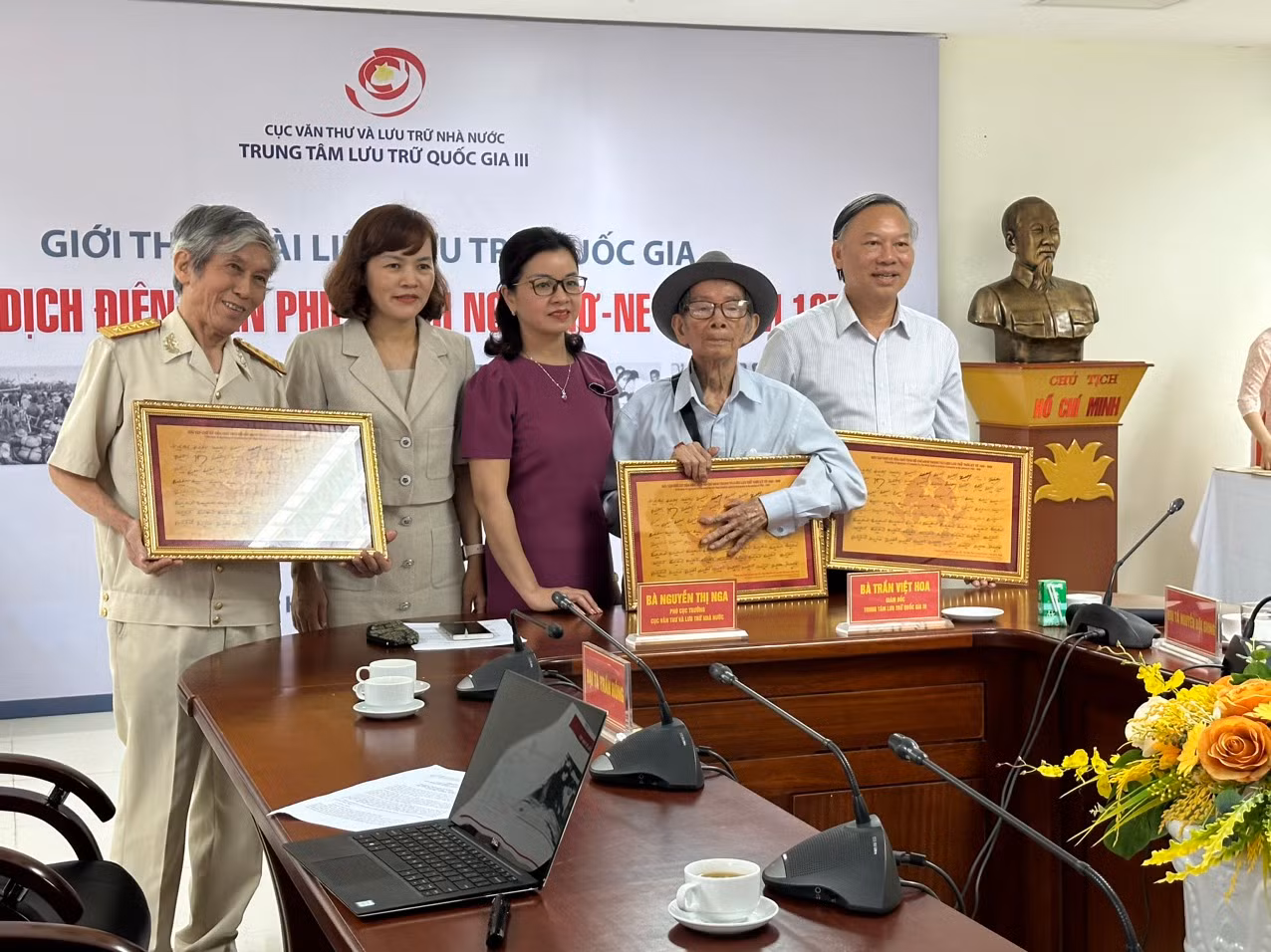 Công bố kho tài liệu lưu trữ quốc gia về Chiến dịch Điện Biên Phủ và Hội nghị Giơ-ne-vơ -0