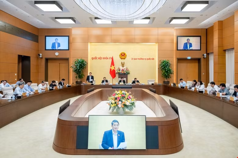 Gia tăng vi phạm tàu bay không người lái, tiềm ẩn nguy cơ đe doạ quốc phòng, an ninh -0