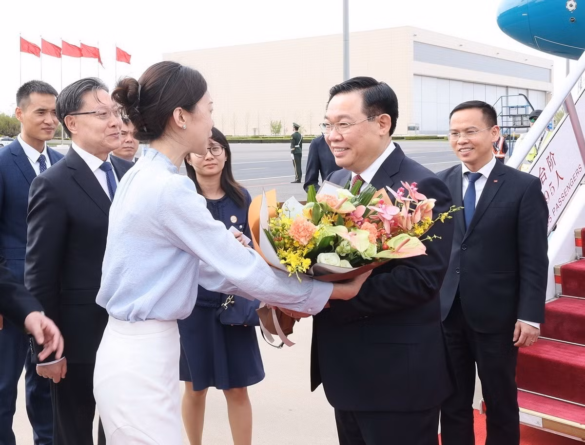 Duy trì đà phát triển tốt đẹp của mối quan hệ Việt Nam-Trung Quốc -0