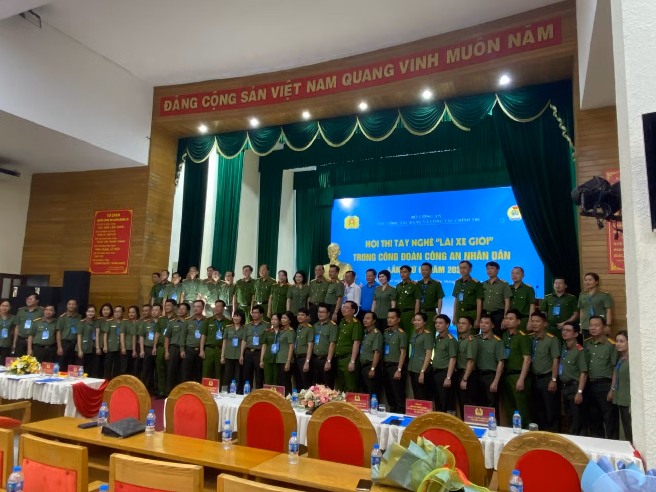 Khai mạc Hội thi tay nghề “lái xe giỏi” trong Công đoàn CAND lần thứ 2 -0