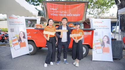 Khi ngân hàng chủ động xuống phố, tài chính số đến gần hơn với người dân
