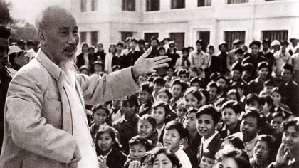 Kiên quyết loại bỏ những hành vi phi pháp trong hoạt động văn hóa