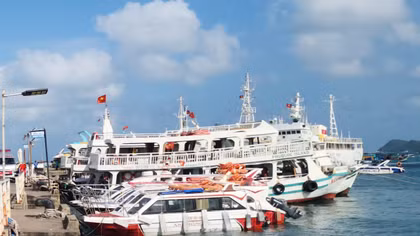 Lãnh đạo Bộ Xây dựng họp khẩn với tỉnh An Giang sau vụ lật cano