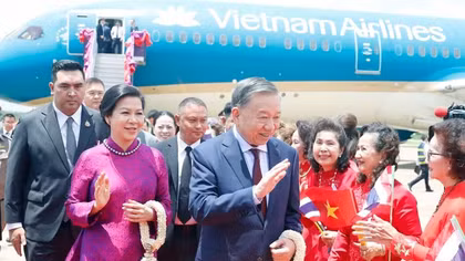 Tổng Bí thư, Chủ tịch nước Tô Lâm và Phu nhân bắt đầu thăm chính thức Thái Lan